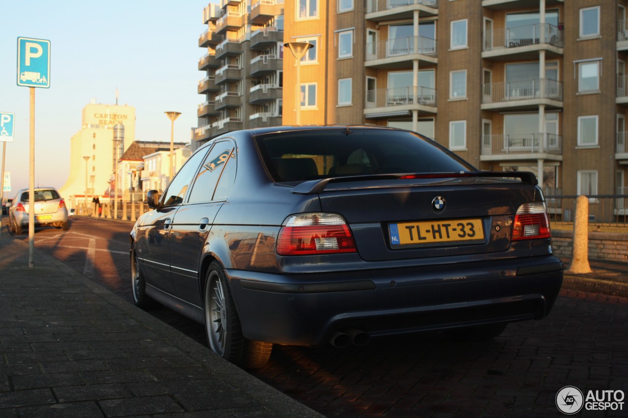 Alpina B10 V8