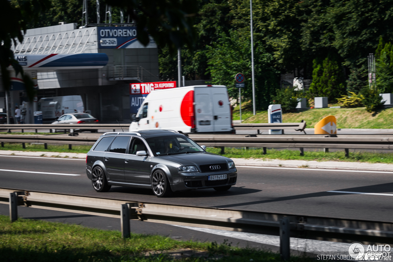 Audi RS6 Avant C5