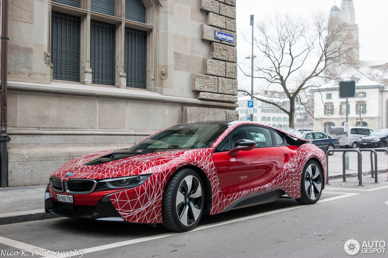 BMW i8 Protonic Red Edition