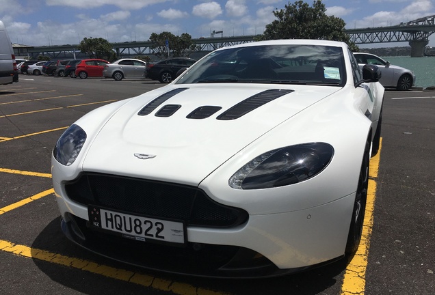 Aston Martin V12 Vantage S