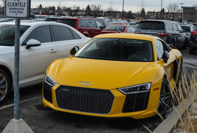 Audi R8 V10 Plus 2015