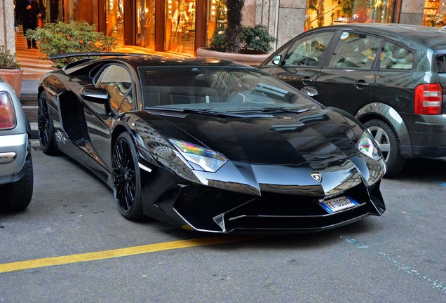 Lamborghini Aventador LP750-4 SuperVeloce