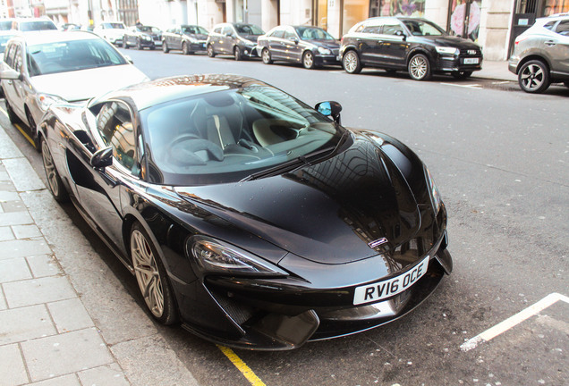 McLaren 570S