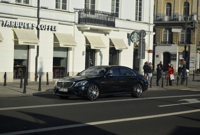 Mercedes-AMG S 63 V222