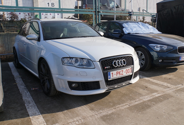 Audi RS4 Avant B7