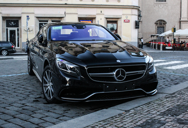 Mercedes-AMG S 63 Coupé C217