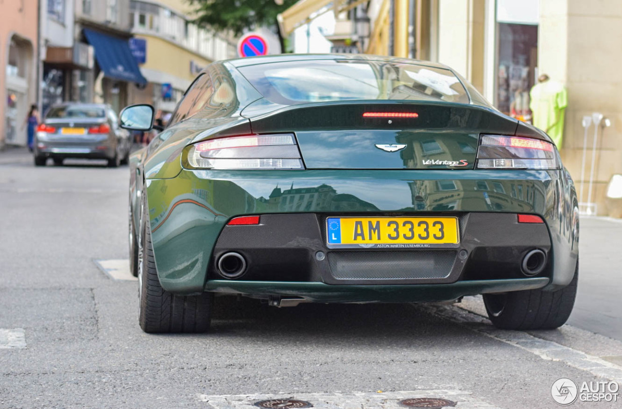 Aston Martin V12 Vantage S