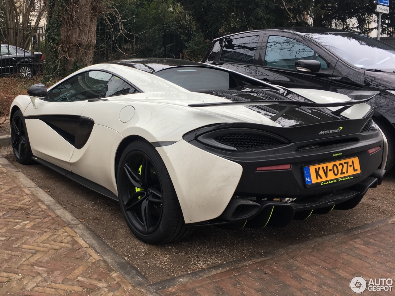 McLaren 570S