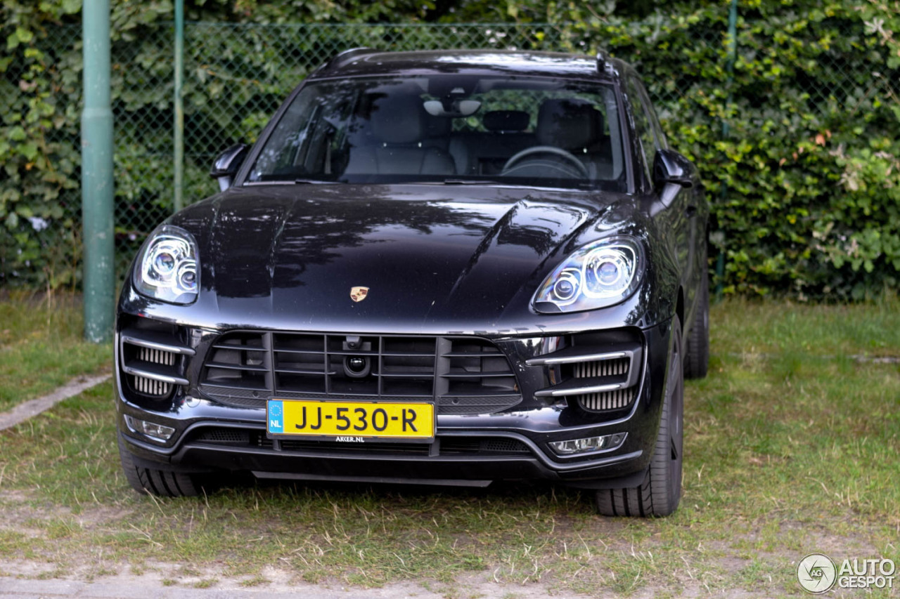 Porsche 95B Macan Turbo