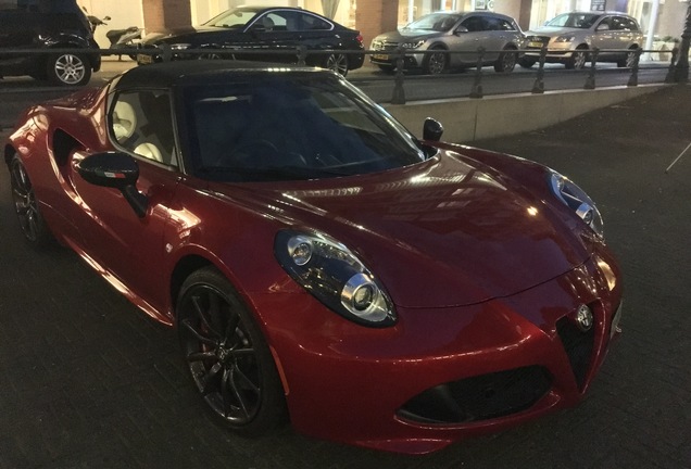 Alfa Romeo 4C Spider