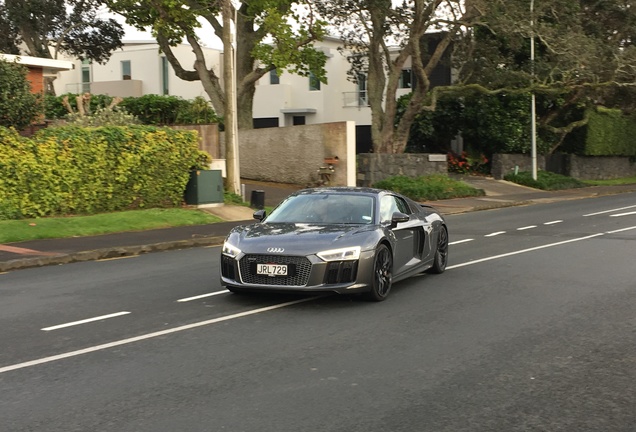 Audi R8 V10 Plus 2015