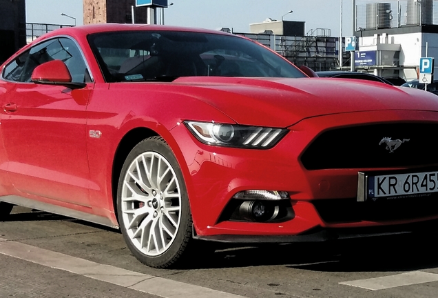 Ford Mustang GT 2015