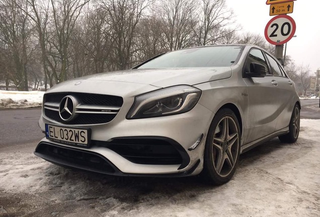 Mercedes-AMG A 45 W176 2015