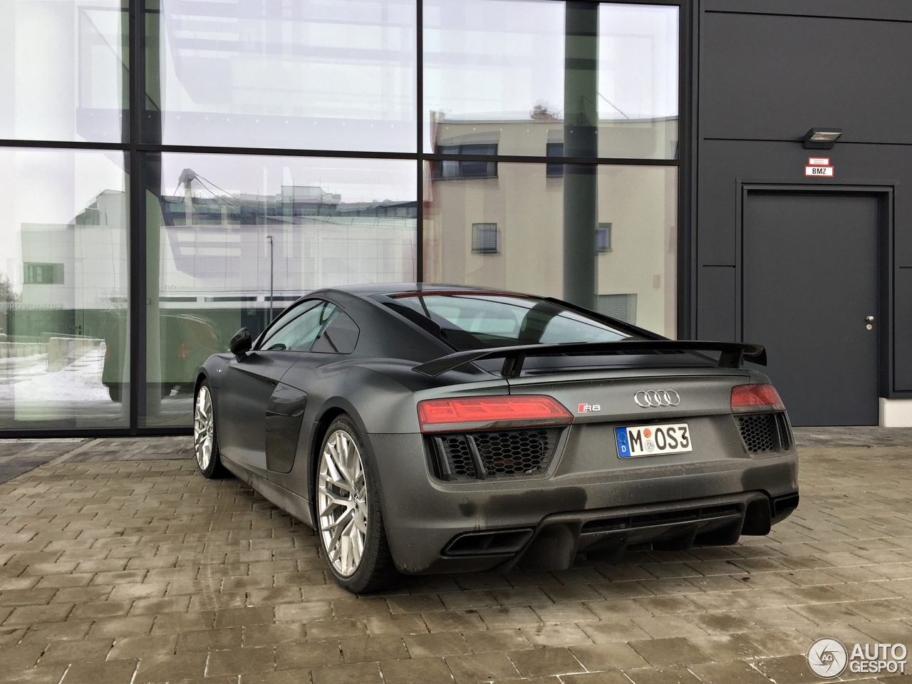 Audi R8 V10 Plus 2015