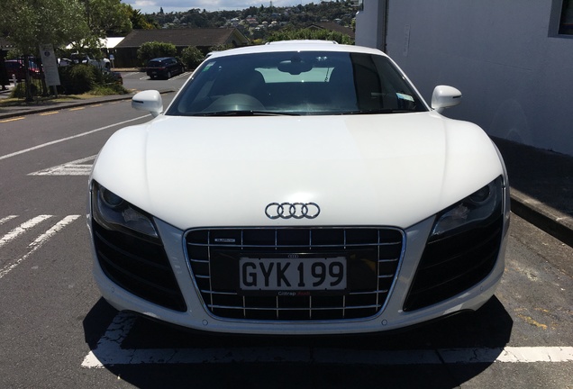 Audi R8 V10