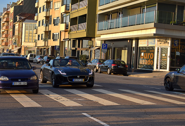 Jaguar F-TYPE S Convertible