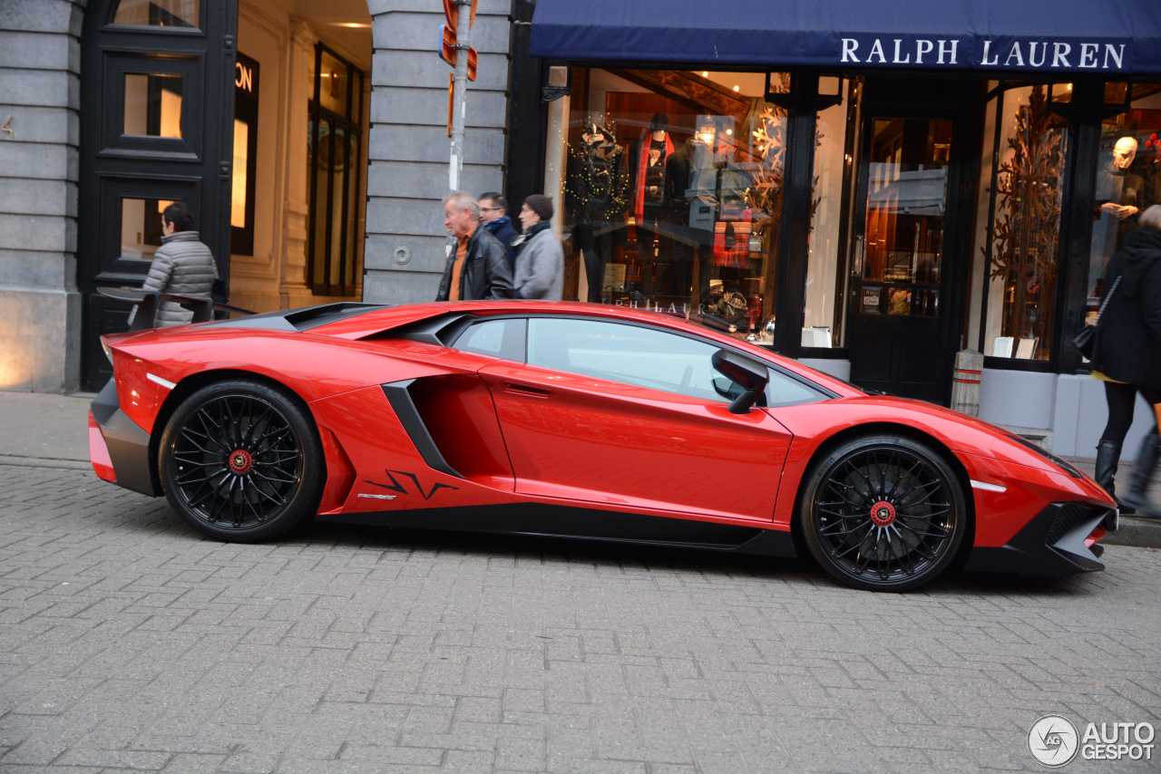 Lamborghini Aventador LP750-4 SuperVeloce