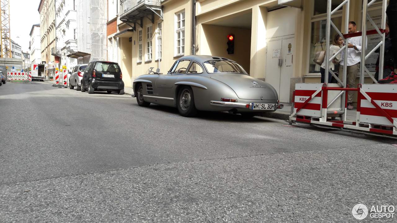 Mercedes-Benz 300SL Gullwing