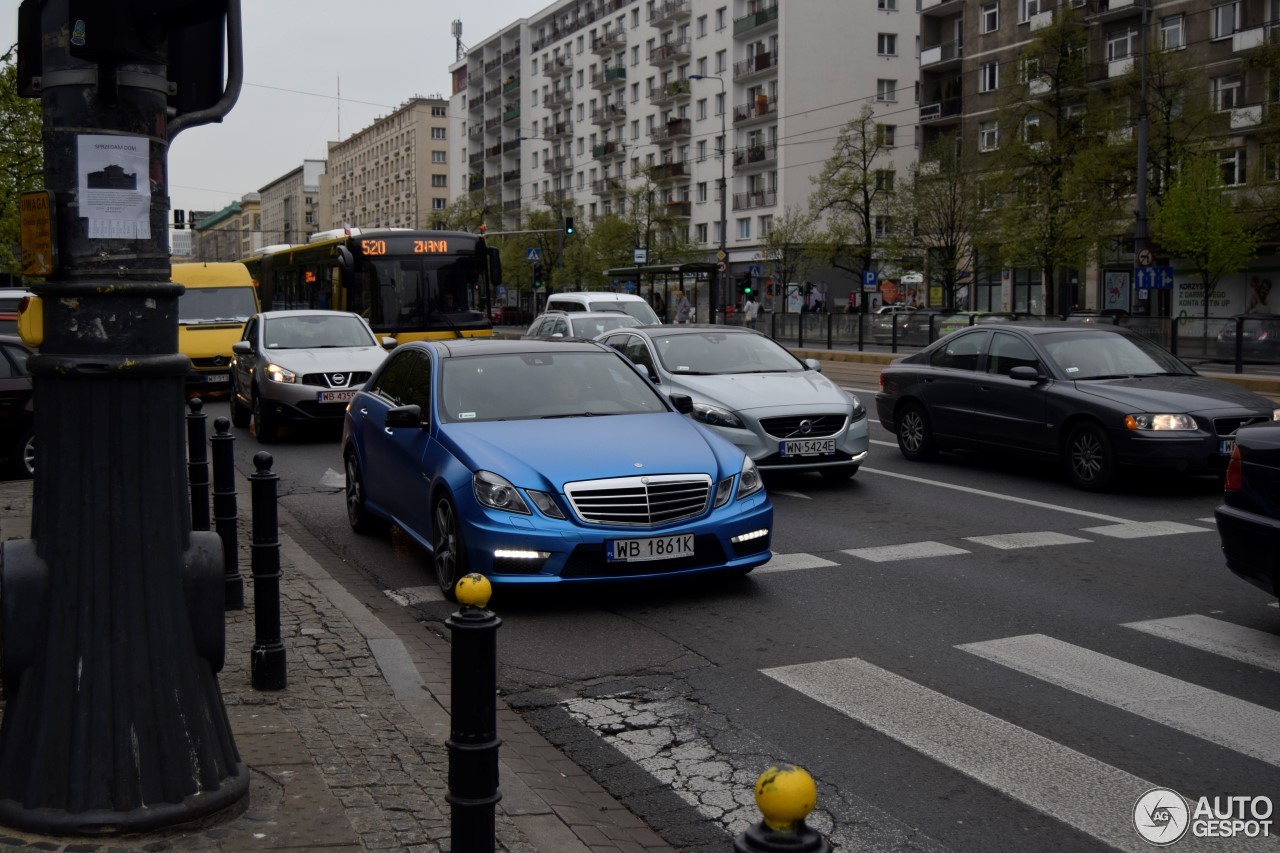 Mercedes-Benz E 63 AMG W212 V8 Biturbo