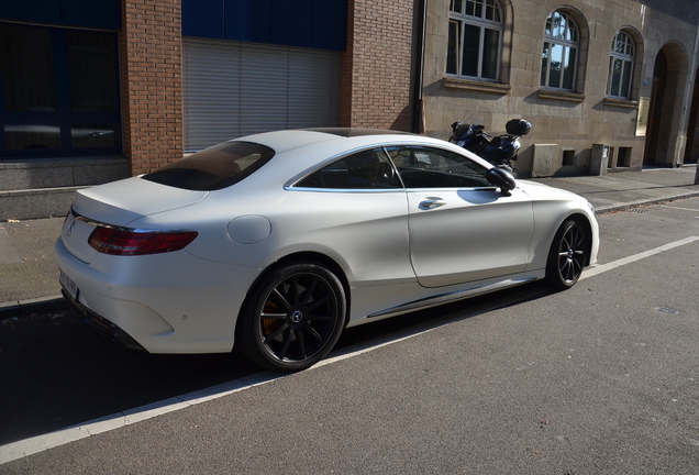 Mercedes-AMG S 63 Coupé C217