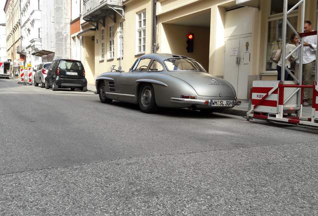 Mercedes-Benz 300SL Gullwing