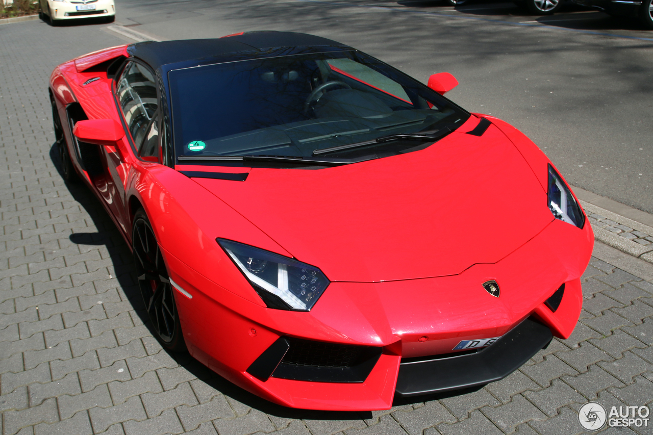 Lamborghini Aventador LP700-4 Roadster