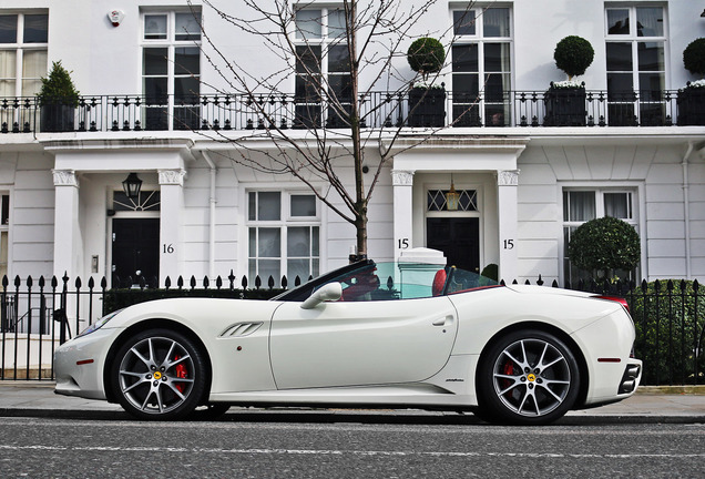 Ferrari California