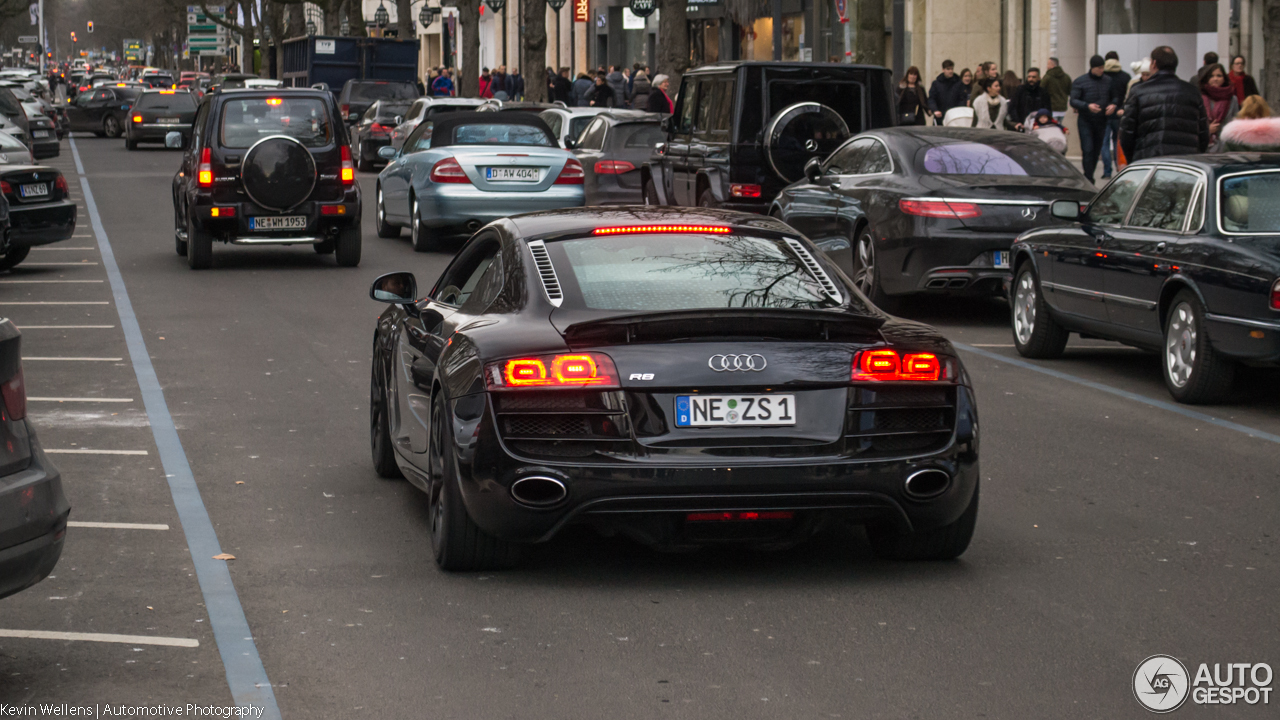 Audi R8 V10