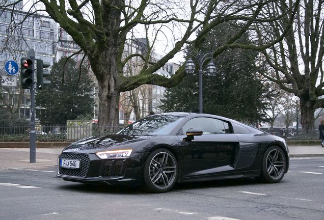 Audi R8 V10 2015