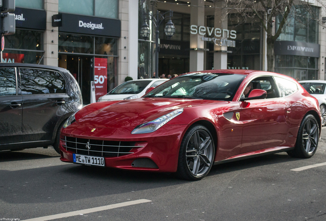 Ferrari FF