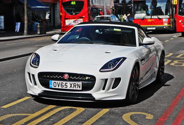 Jaguar F-TYPE R AWD Convertible