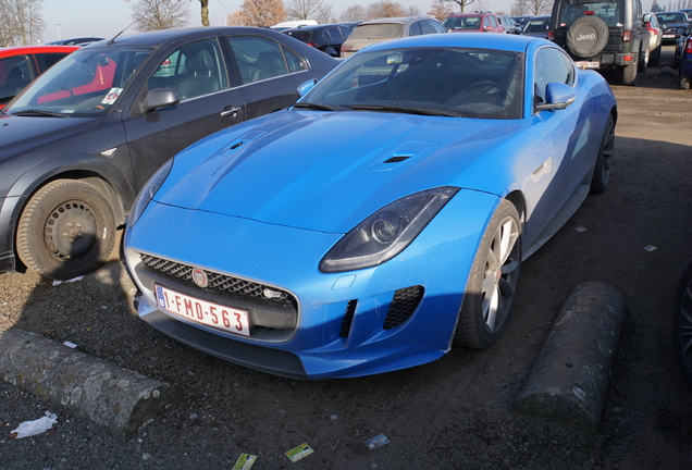 Jaguar F-TYPE S AWD Coupé British Design Edition