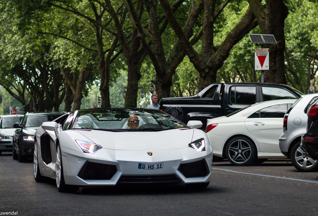 Lamborghini Aventador LP700-4 Roadster