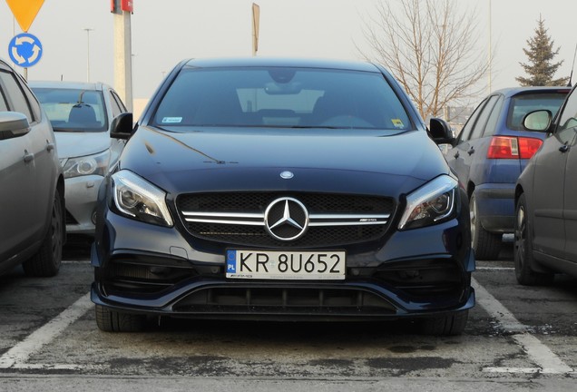 Mercedes-AMG A 45 W176 2015