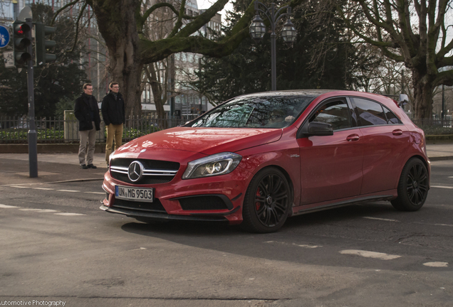 Mercedes-Benz A 45 AMG