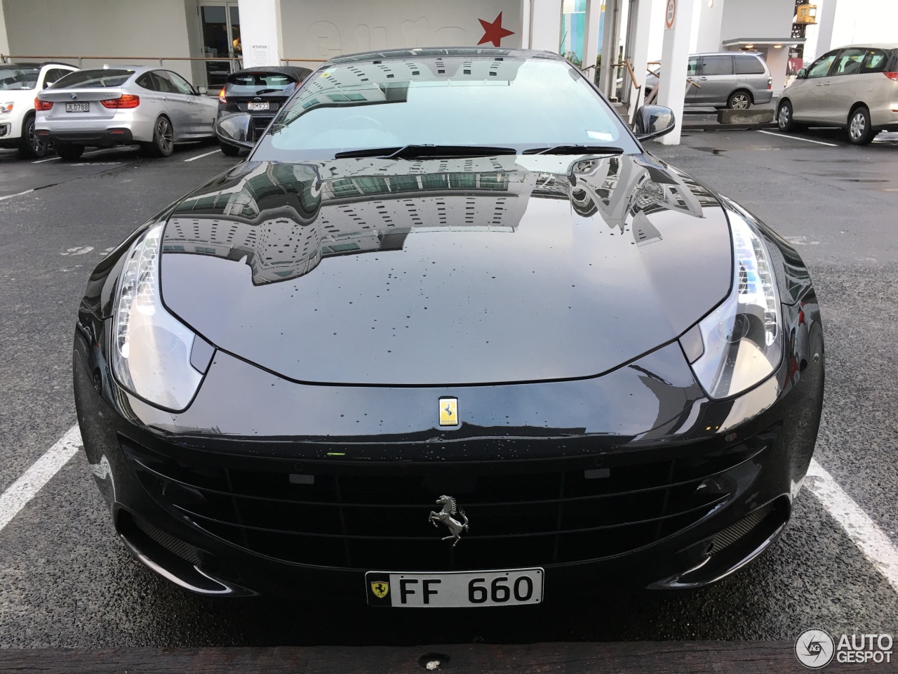 Ferrari FF