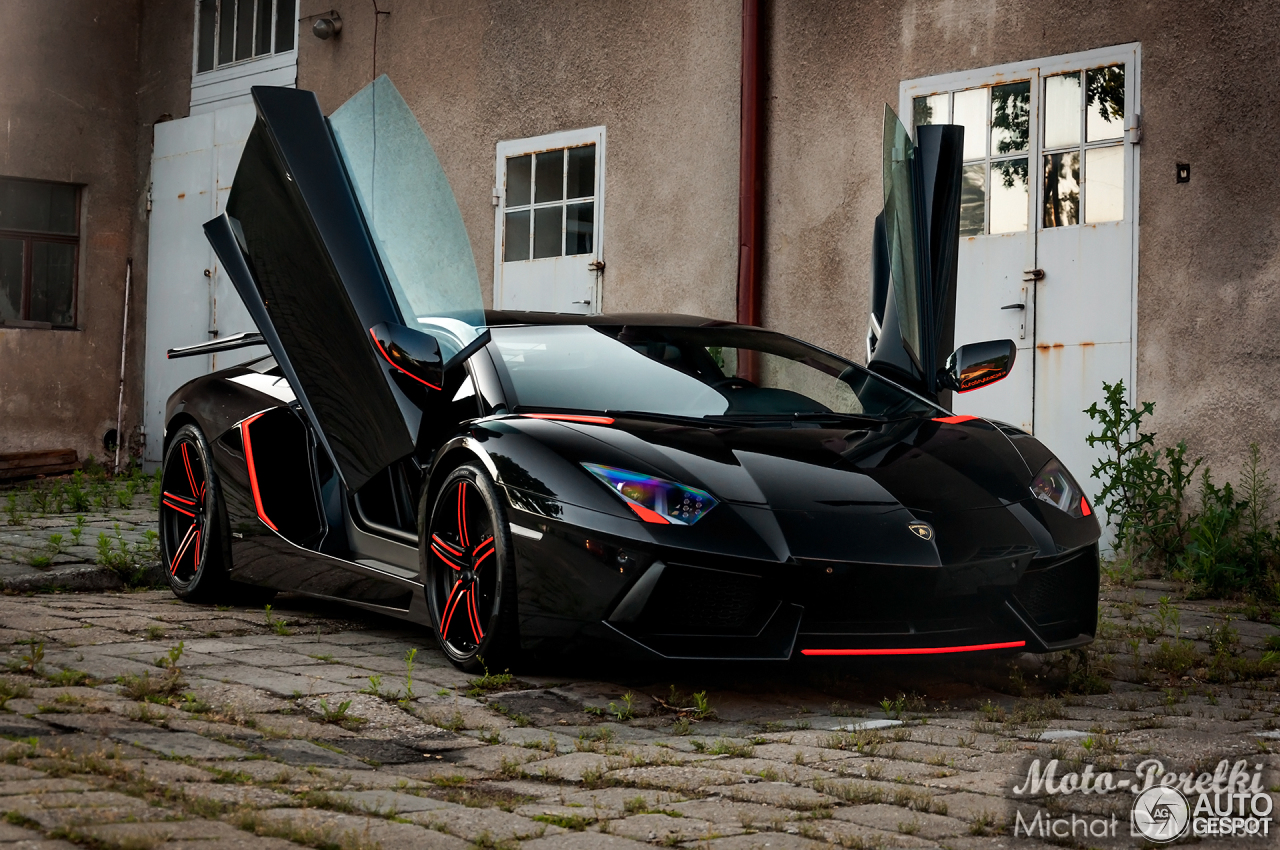 Lamborghini Aventador LP700-4