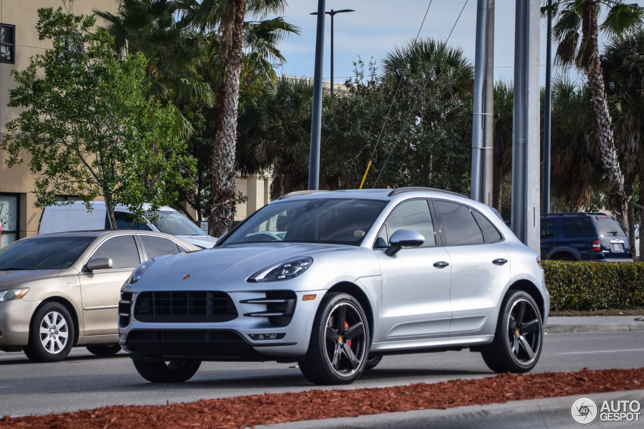 Porsche 95B Macan Turbo