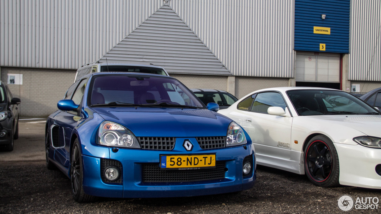 Renault Clio V6 Phase II