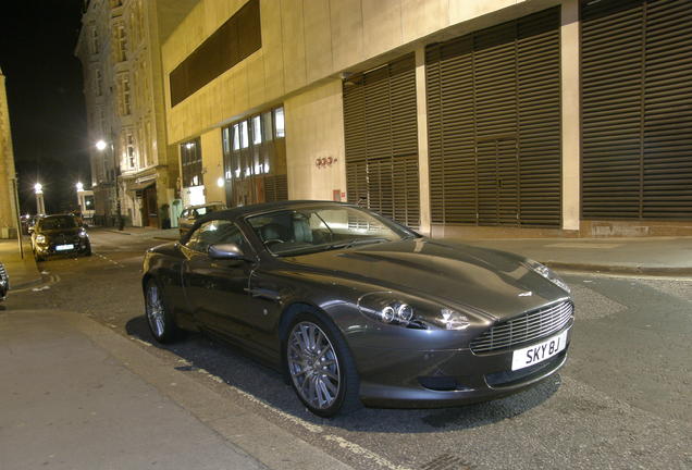 Aston Martin DB9 Volante