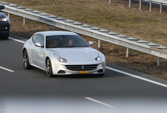 Ferrari FF