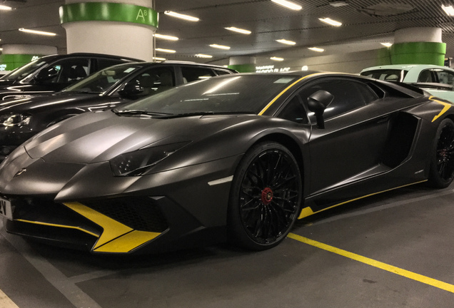 Lamborghini Aventador LP750-4 SuperVeloce