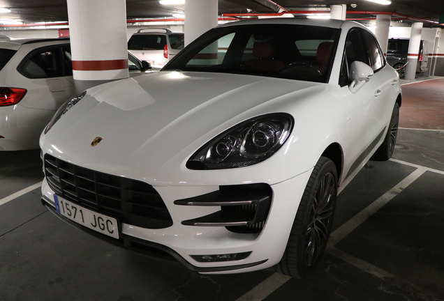 Porsche 95B Macan Turbo