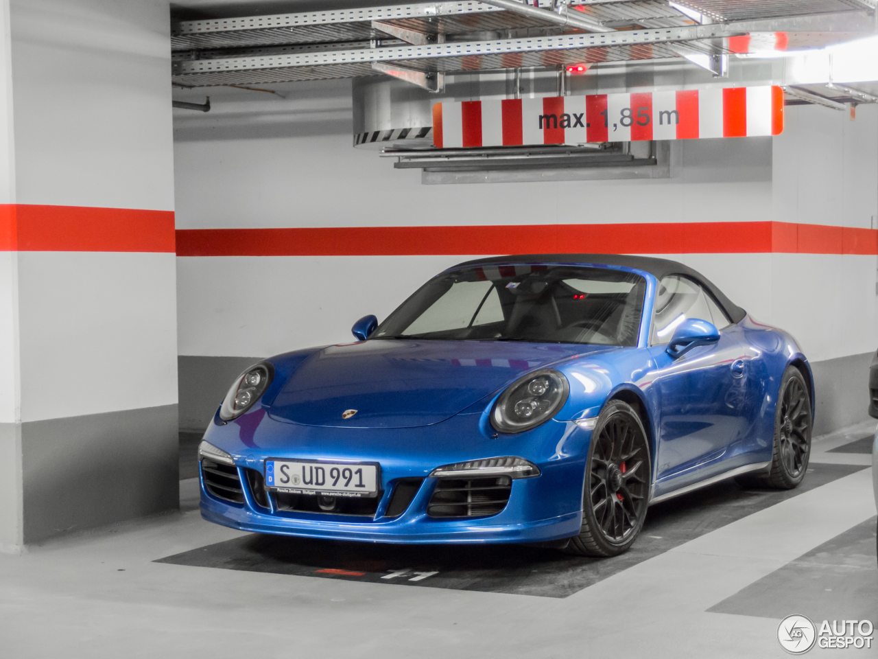 Porsche 991 Carrera 4 GTS Cabriolet MkI