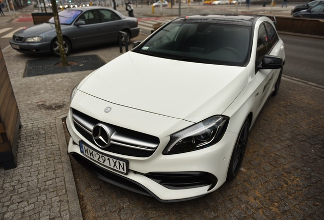 Mercedes-AMG A 45 W176 2015