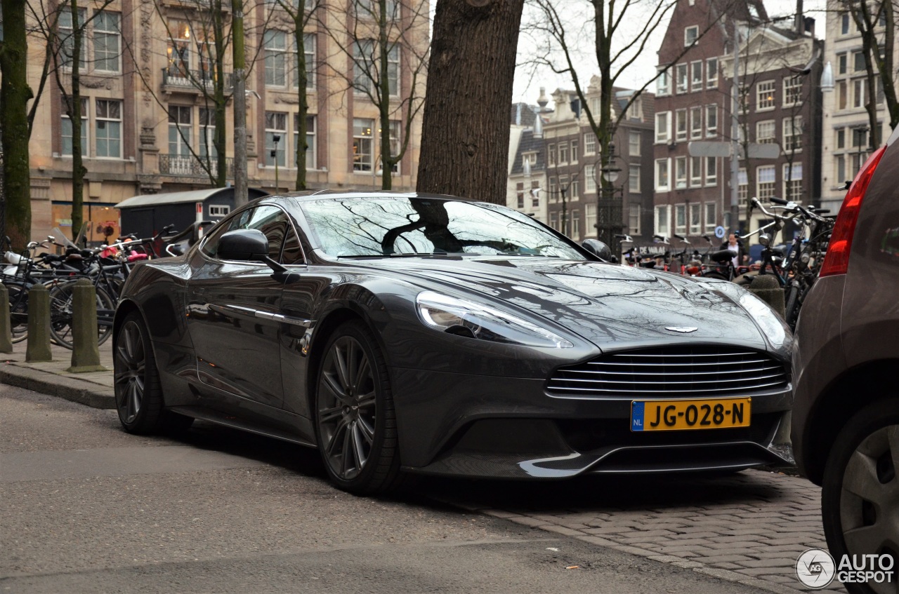 Aston Martin Vanquish 2013