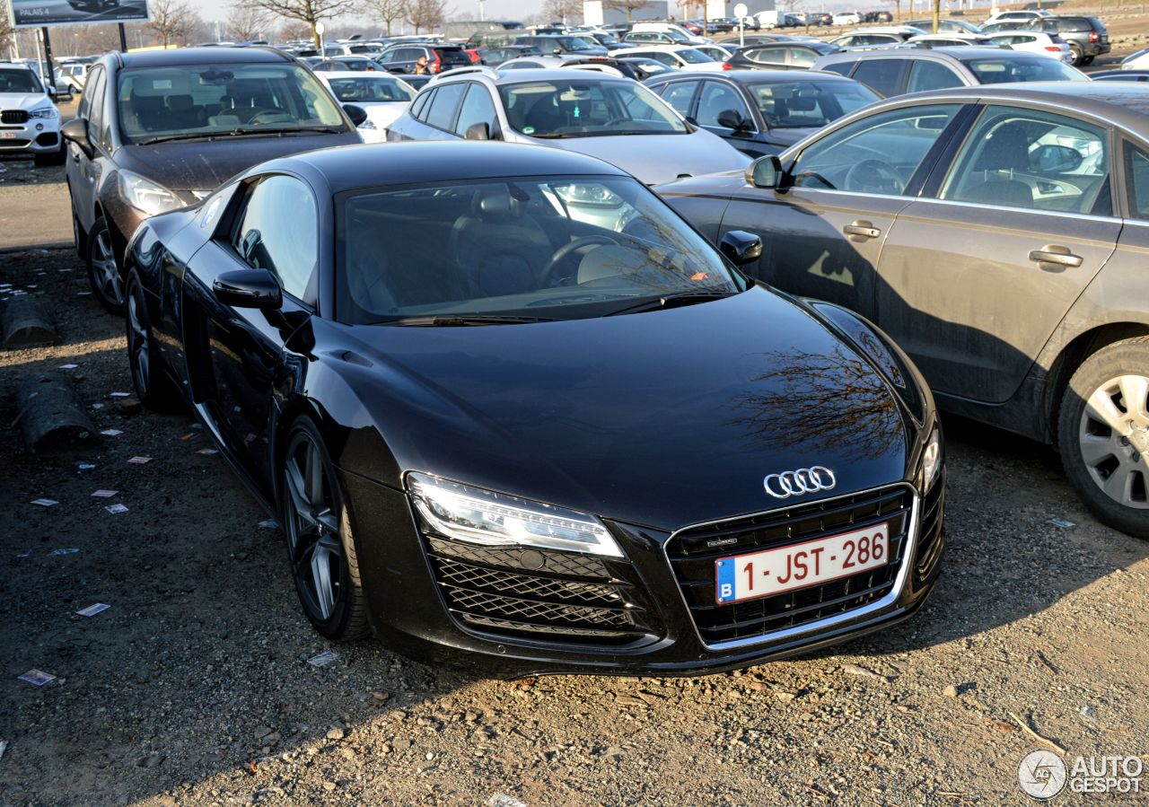 Audi R8 2013 - 31 January 2017 - Autogespot