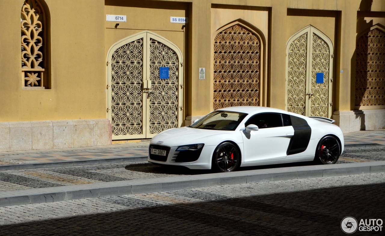 Audi R8