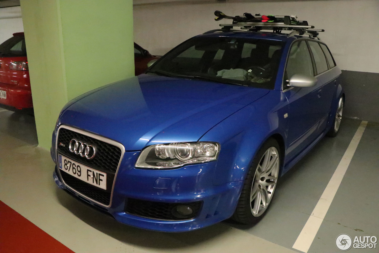 Audi RS4 Avant B7