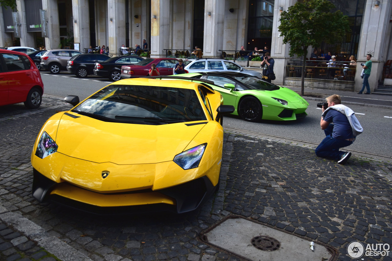 Lamborghini Aventador LP700-4 Roadster